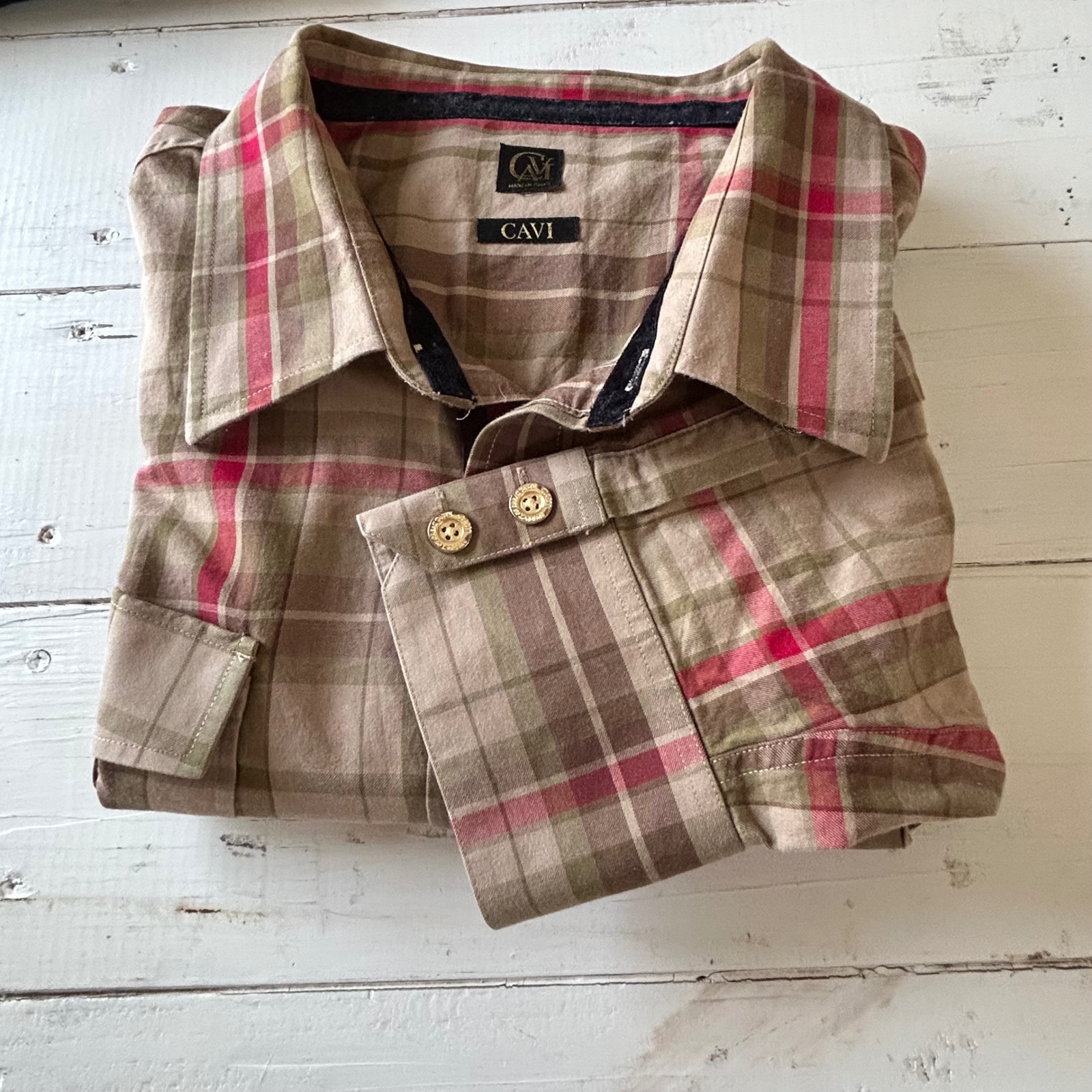 Cavi Mens Plaid Button Down Shirt Long Sleeve Gold Accent Casual